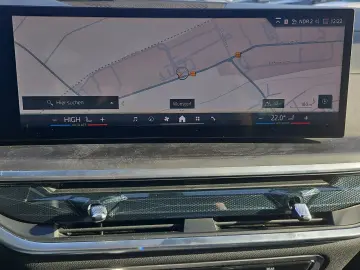 BMW X5 xDr30d MSp IconicGl Ventil Massage SoftClose AirSusp