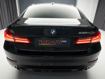 BMW 530E