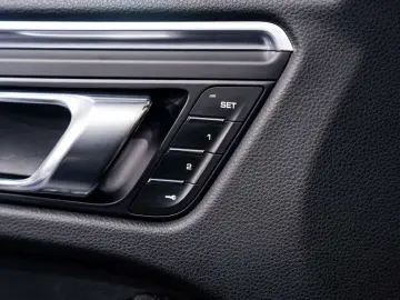 PORSCHE Macan PDK - 360  - Bose - sportchrono -