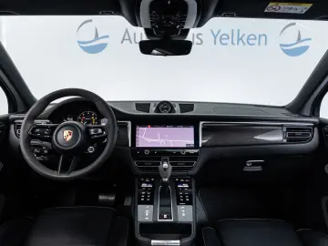 PORSCHE Macan T  ACC PANO LUFT AHK BOSE PDLS