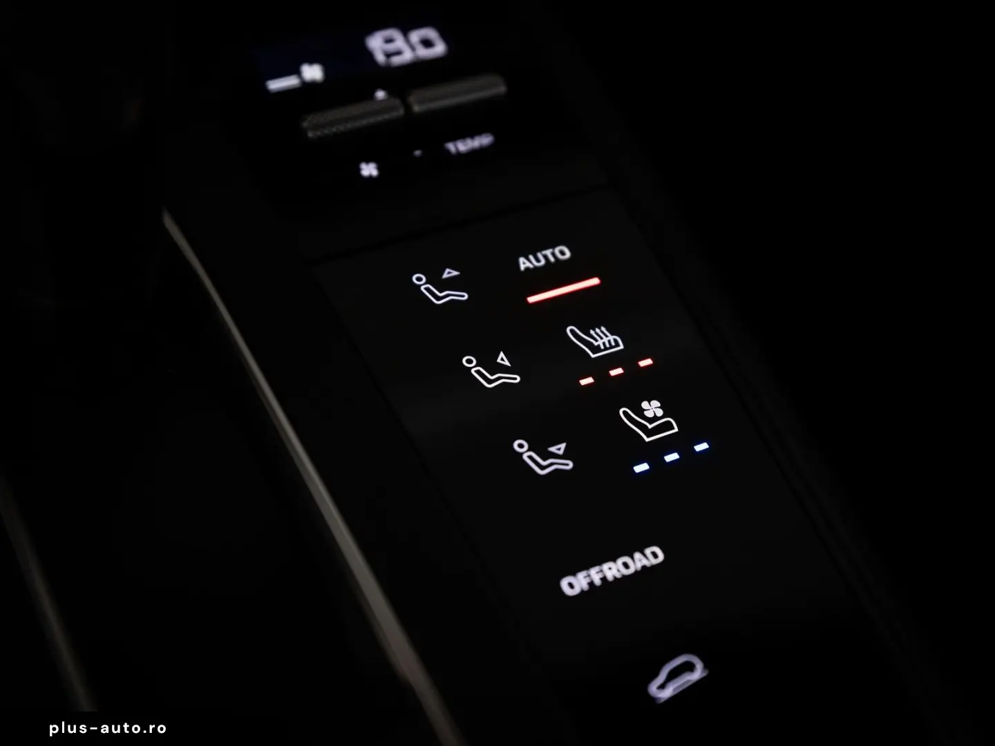 PORSCHE Macan T  ACC PANO LUFT AHK BOSE PDLS