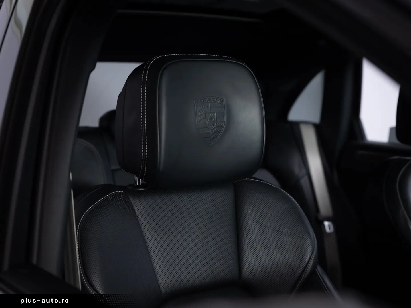 PORSCHE Macan T  ACC PANO LUFT AHK BOSE PDLS