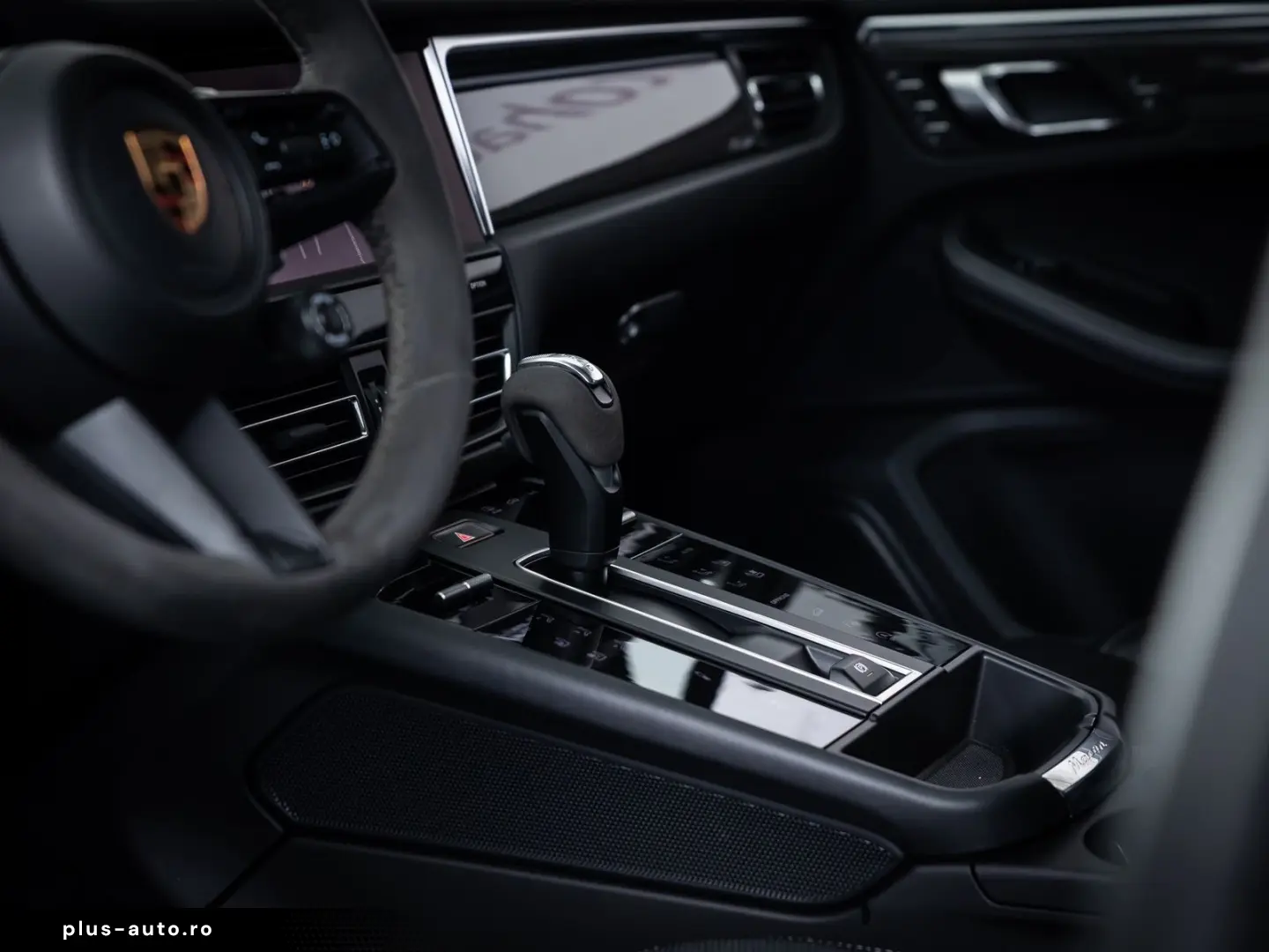 PORSCHE Macan T  ACC PANO LUFT AHK BOSE PDLS