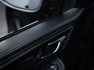 PORSCHE Macan T  ACC PANO LUFT AHK BOSE PDLS