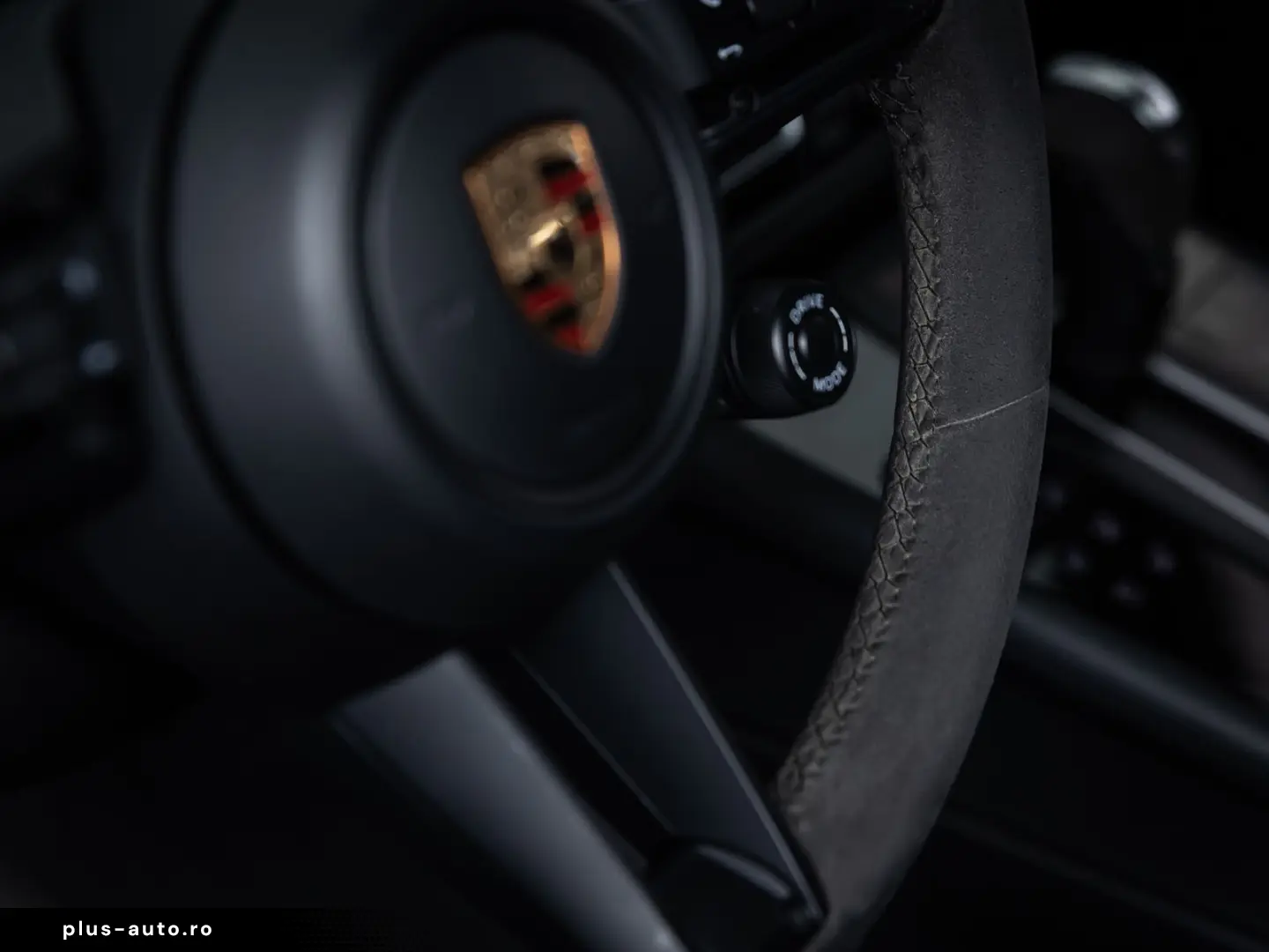 PORSCHE Macan T  ACC PANO LUFT AHK BOSE PDLS