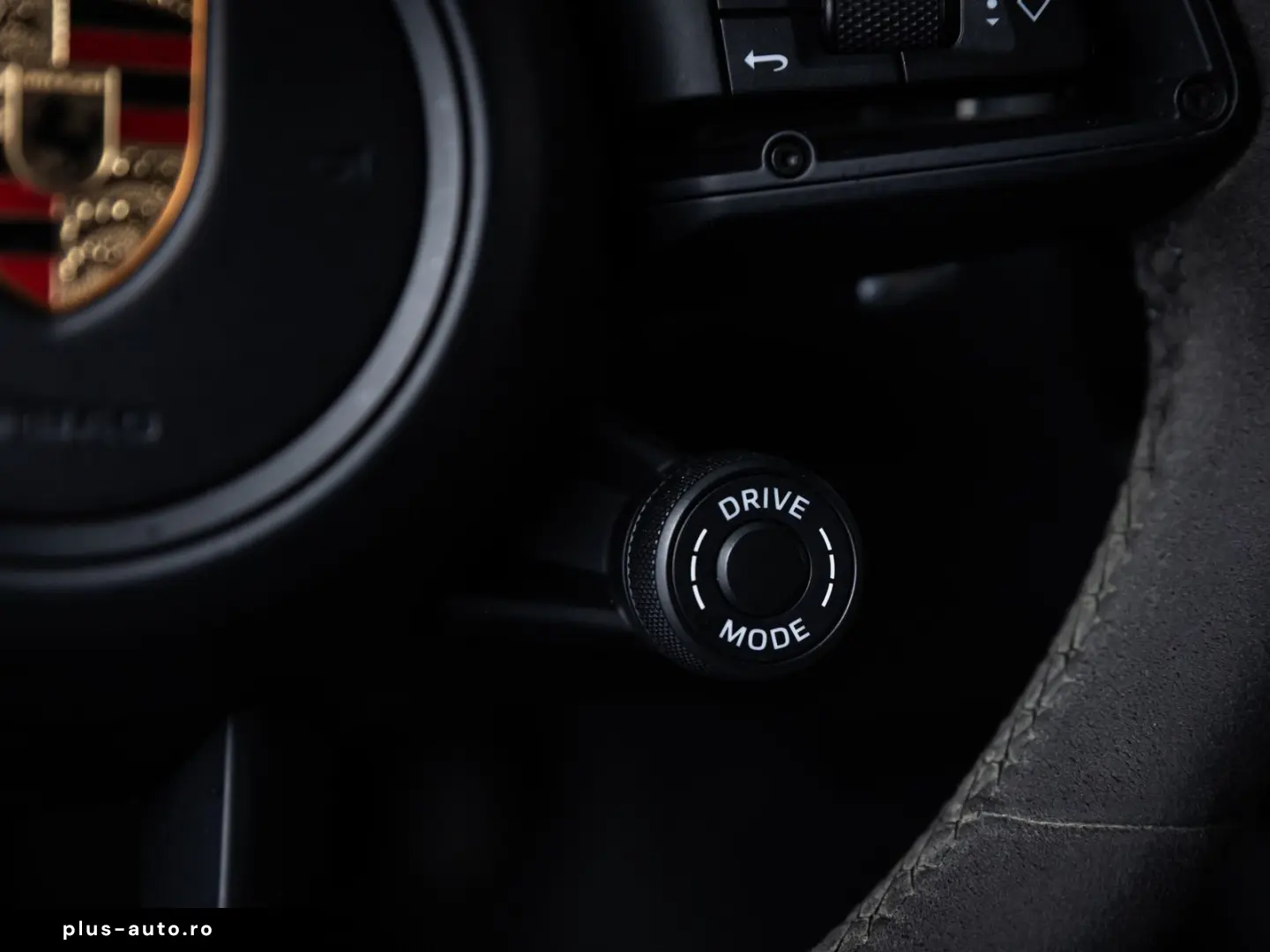 PORSCHE Macan T  ACC PANO LUFT AHK BOSE PDLS