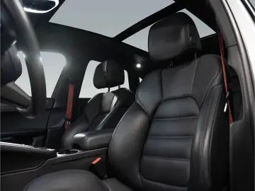 PORSCHE Macan S BOSE PASM Sportabgasanlage Surround View