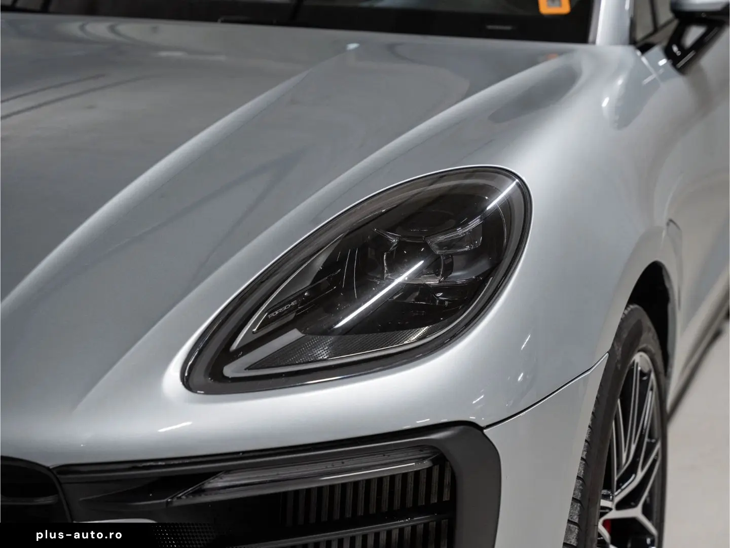 PORSCHE Macan S BOSE PASM Sportabgasanlage Surround View