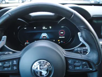 ALFA ROMEO Stelvio Veloce Q4  Premium Pack