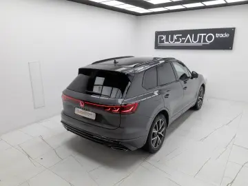 VW Touareg R-line V6 TDI 286 CP  Black Style Garantie