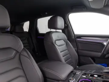 VW Touareg R-line V6 TDI 286 CP  Black Style Garantie