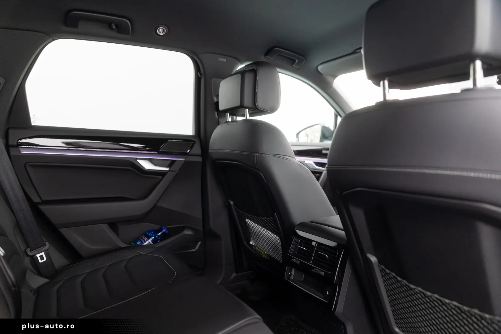 VW Touareg R-line V6 TDI 286 CP  Black Style Garantie