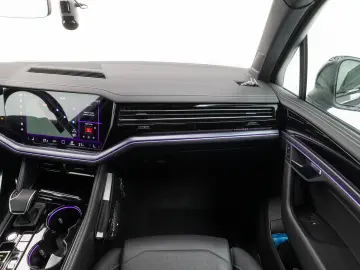 VW Touareg R-line V6 TDI 286 CP  Black Style Garantie