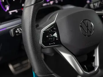 VW Touareg R-line V6 TDI 286 CP  Black Style Garantie