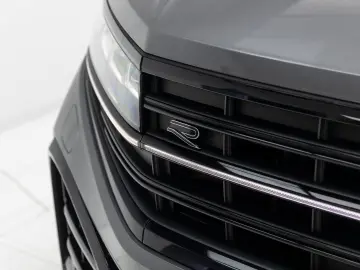 VW Touareg R-line V6 TDI 286 CP  Black Style Garantie
