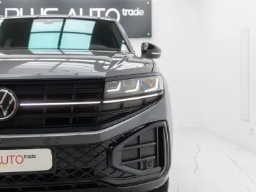 VW Touareg R-line V6 TDI 286 CP  Black Style Garantie