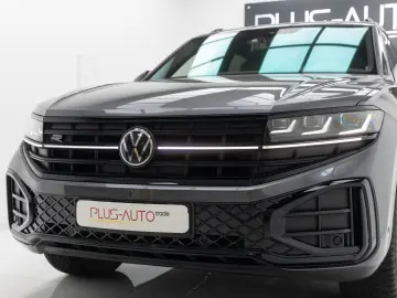 VW Touareg R-line V6 TDI 286 CP  Black Style Garantie