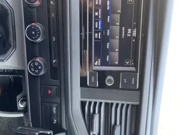 VW Transporter  L2  2 usi culisante  distributie efectuata