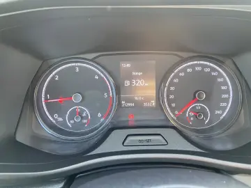 VW Transporter  L2  2 usi culisante  distributie efectuata