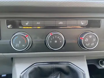 VW Transporter  L2  2 usi culisante  distributie efectuata