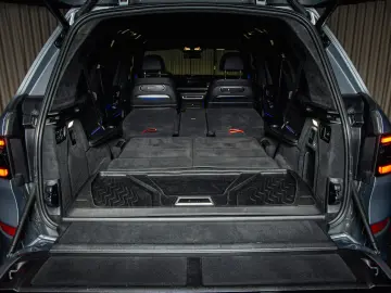 BMW X7 M60i xDrive  Sky Lounge  M Pro  B&W  7 locuri