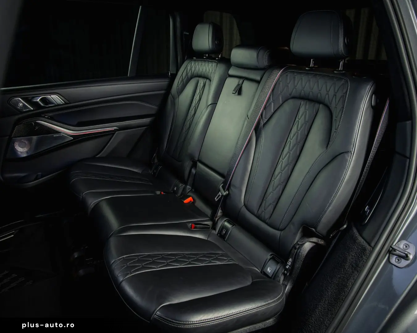 BMW X7 M60i xDrive  Sky Lounge  M Pro  B&W  7 locuri