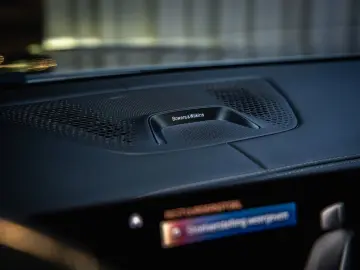 BMW X7 M60i xDrive  Sky Lounge  M Pro  B&W  7 locuri