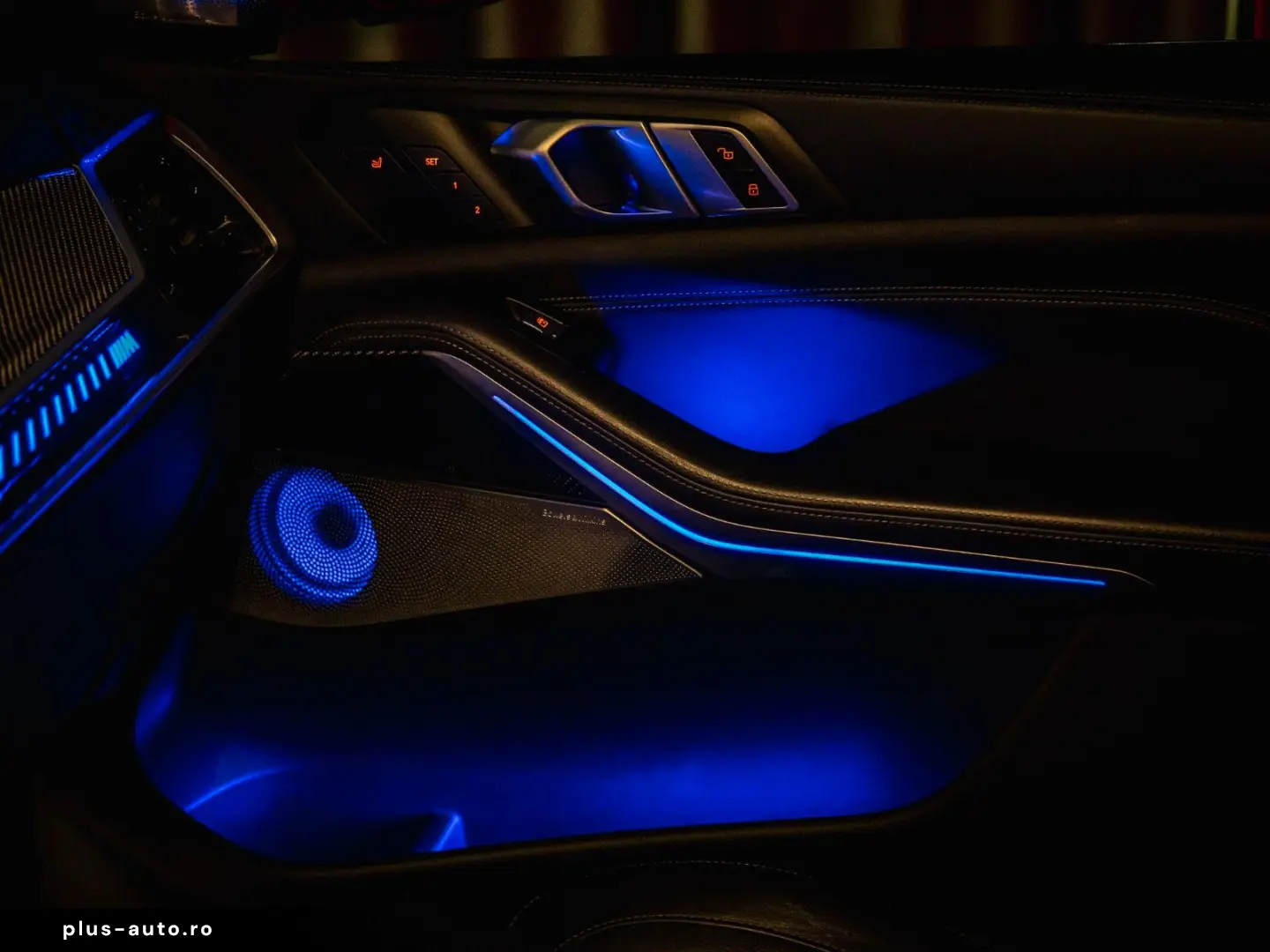 BMW X7 M60i xDrive  Sky Lounge  M Pro  B&W  7 locuri