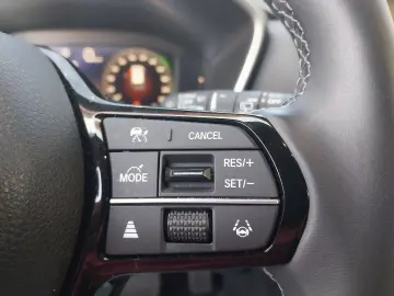 HONDA CR-V 2 0 e HEV Elegance AWD Navi LED Kamera