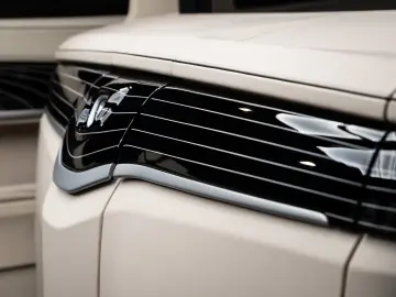 Mercedes-Benz V300 - VIP Business VAN KLASSEN