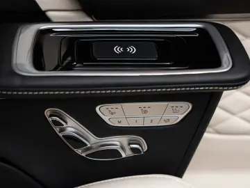 Mercedes-Benz V300 - VIP Business VAN KLASSEN