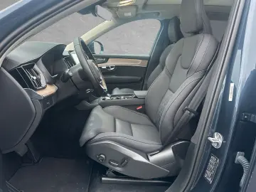 VOLVO XC90 B5 AWD Plus Bright 7-Sitzer Facelift ACC 360