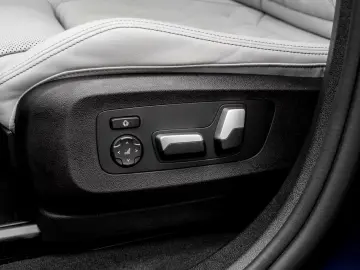 BMW X6 xDrive40i M SPORT AHK H K DA