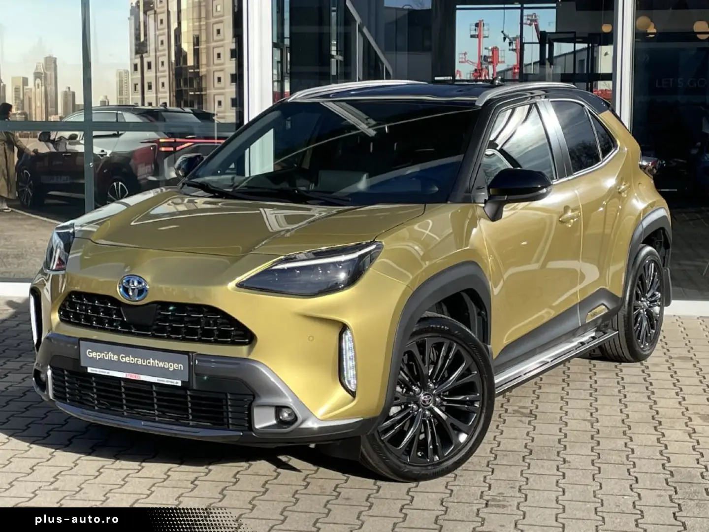 TOYOTA Yaris Cross Hybrid 1.5 VVT-i AWD-i Adventure