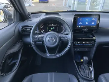 TOYOTA Yaris Cross Hybrid 1.5 VVT-i AWD-i Adventure