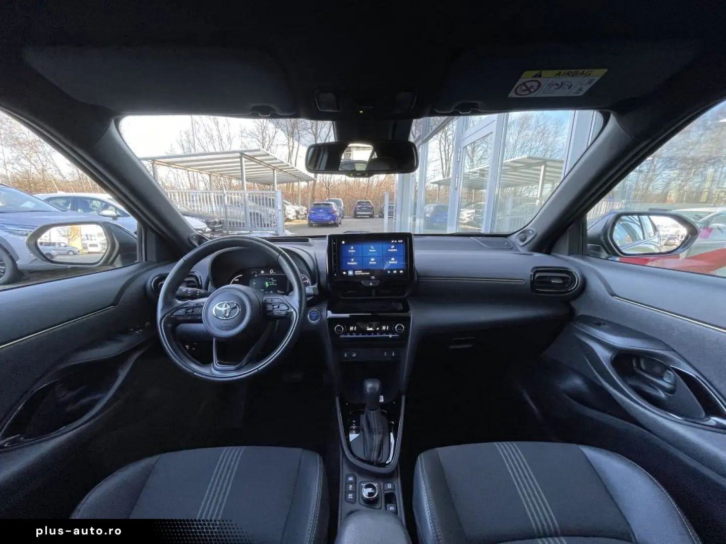 TOYOTA Yaris Cross Hybrid 1.5 VVT-i AWD-i Adventure