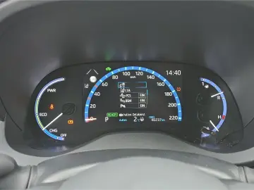 TOYOTA Yaris Cross Hybrid AWD-i Elegant Navi 360 Kamera