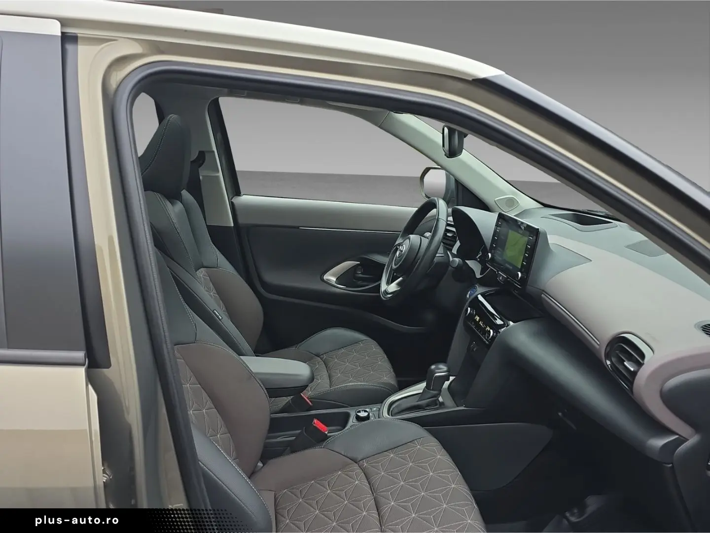 TOYOTA Yaris Cross Hybrid AWD-i Elegant Navi 360 Kamera