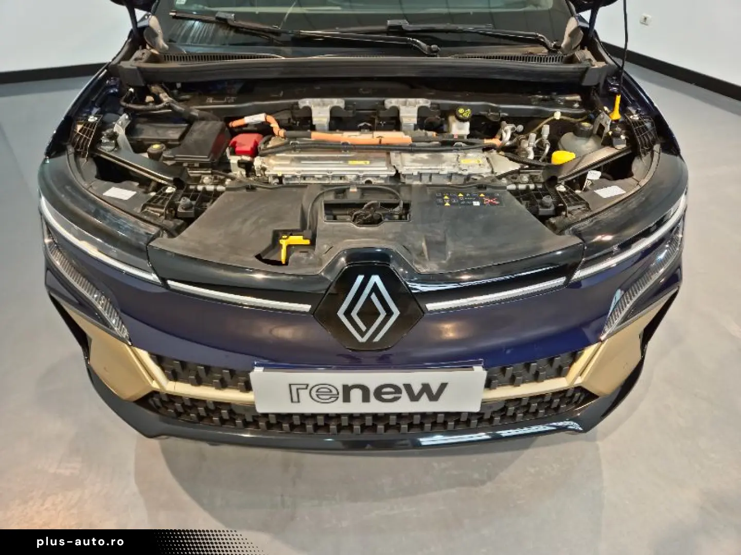 RENAULT MEGANE E-TECH EV60 220cp iconic optimum charge