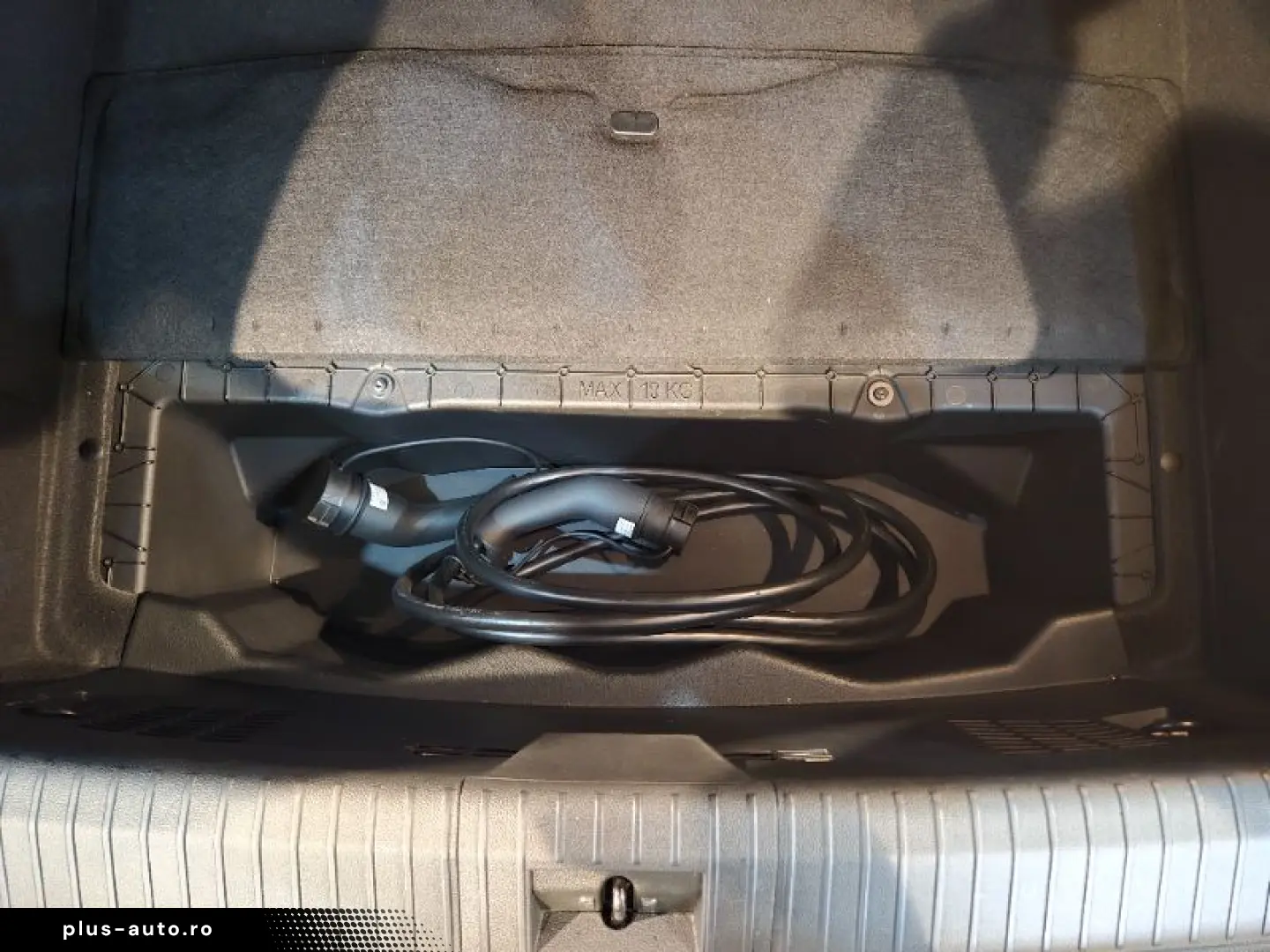 RENAULT MEGANE E-TECH EV60 220cp iconic optimum charge