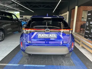 TOYOTA Yaris Cross 1 5-l-VVT-iE Allrad  SOFORT
