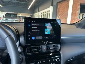 TOYOTA Yaris Cross 1 5-l-VVT-iE Allrad  SOFORT