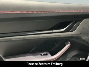 PORSCHE Taycan GTS