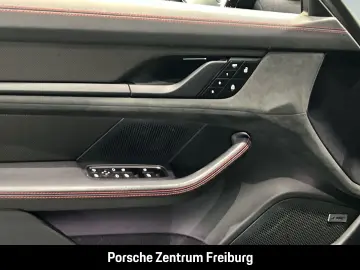 PORSCHE Taycan GTS