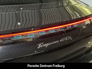 PORSCHE Taycan GTS