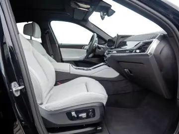 BMW X6 40d M-Sport Pro LUFT PANO-SKY H&K SOFT-CL 22'