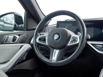 BMW X6 40d M-Sport Pro LUFT PANO-SKY H&K SOFT-CL 22'