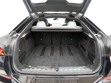 BMW X6 40d M-Sport Pro LUFT PANO-SKY H&K SOFT-CL 22'