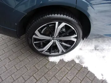 VOLVO XC60 B4 PlusDark AWD Ventilation 360 Panoramic BrownL