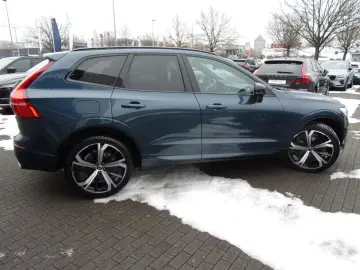 VOLVO XC60 B4 PlusDark AWD Ventilation 360 Panoramic BrownL